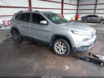  Salvage Jeep Cherokee