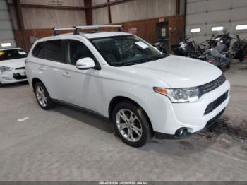  Salvage Mitsubishi Outlander