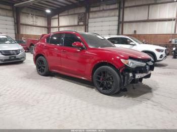  Salvage Alfa Romeo Stelvio