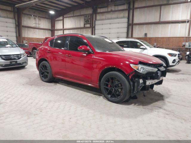  Salvage Alfa Romeo Stelvio