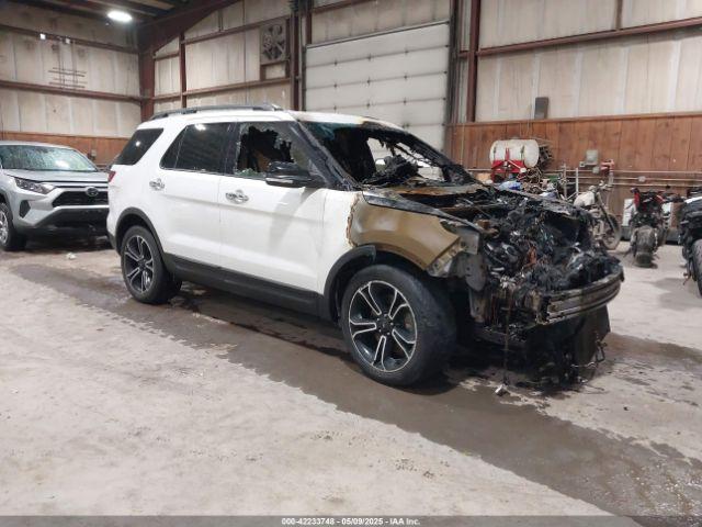  Salvage Ford Explorer