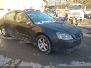  Salvage Nissan Altima
