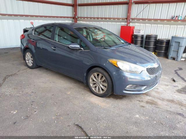  Salvage Kia Forte