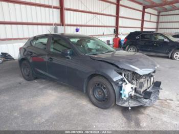  Salvage Mazda Mazda3