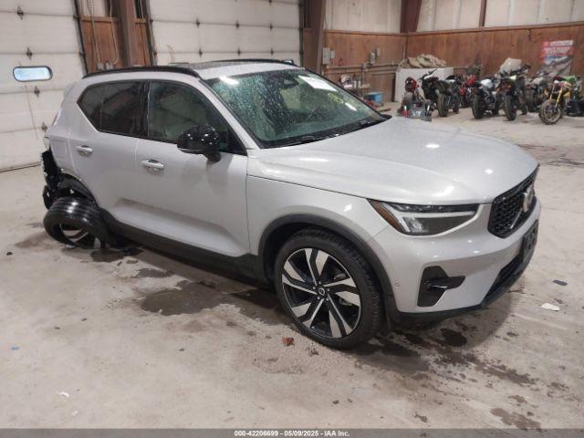  Salvage Volvo XC40