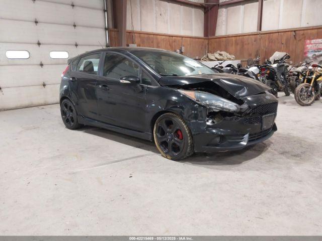  Salvage Ford Fiesta
