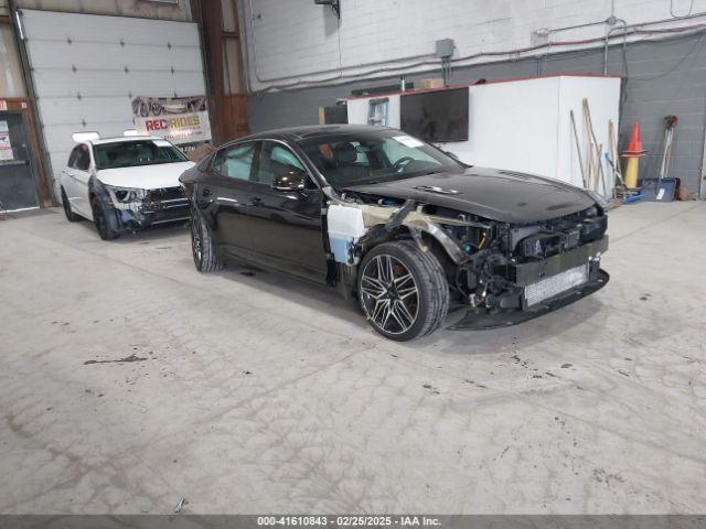  Salvage Kia Stinger