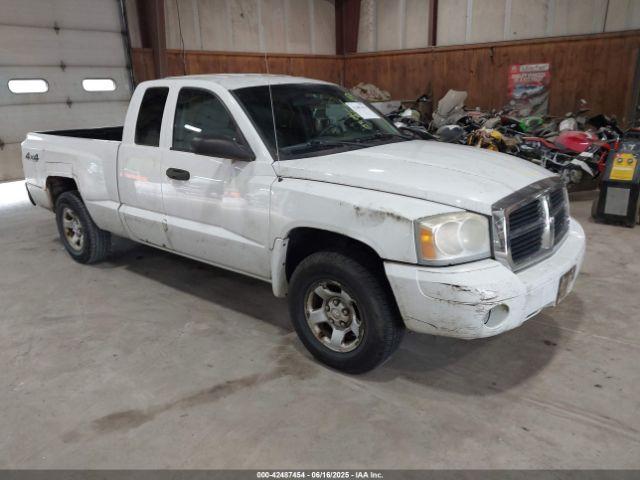 Salvage Dodge Dakota