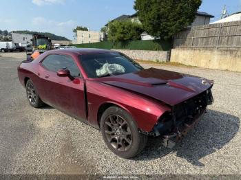  Salvage Dodge Challenger