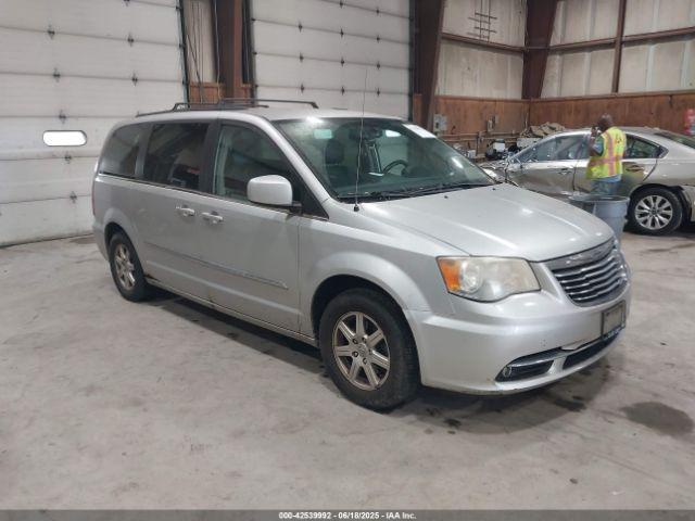  Salvage Chrysler Town & Country