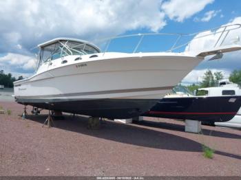  Salvage Wellcraft 330 Coastal