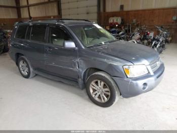  Salvage Toyota Highlander