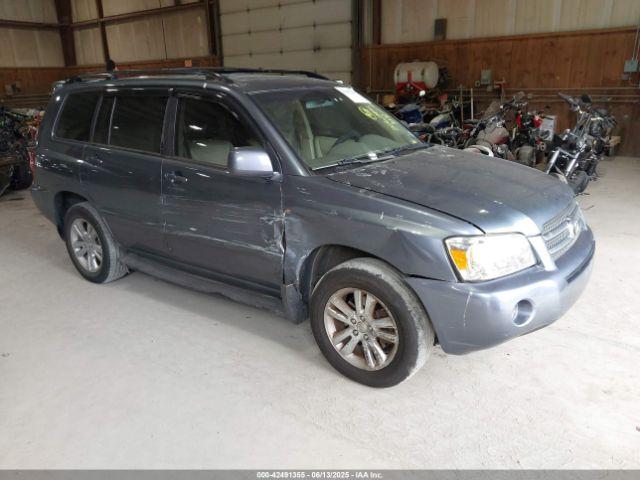  Salvage Toyota Highlander
