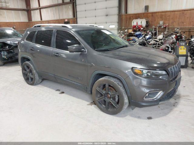  Salvage Jeep Cherokee