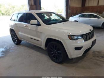  Salvage Jeep Grand Cherokee