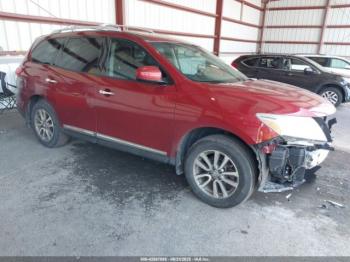  Salvage Nissan Pathfinder