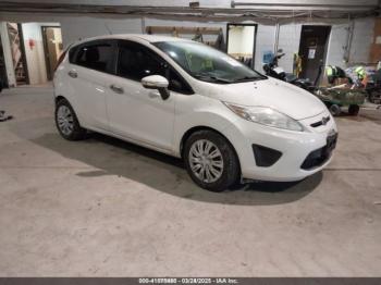  Salvage Ford Fiesta