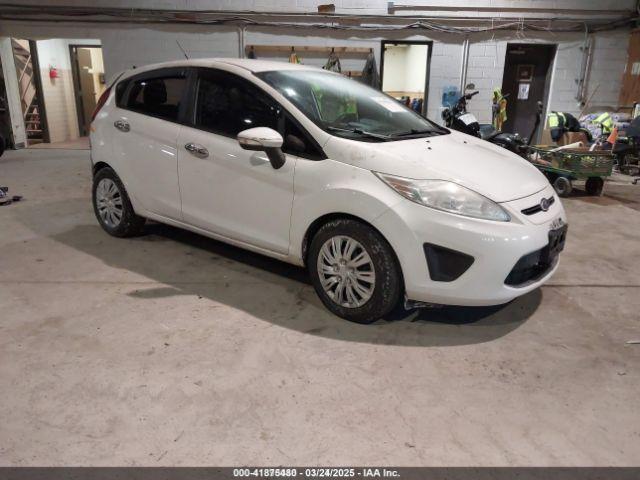 Salvage Ford Fiesta
