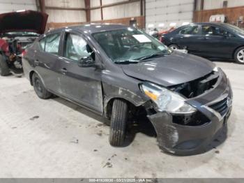  Salvage Nissan Versa