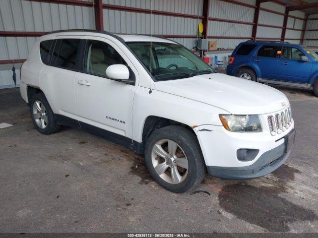  Salvage Jeep Compass