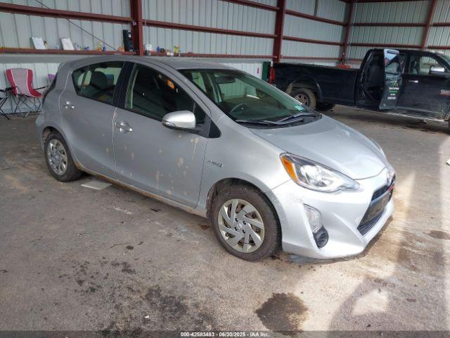  Salvage Toyota Prius c