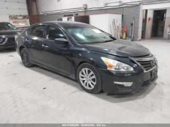  Salvage Nissan Altima