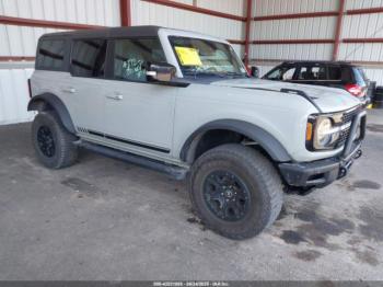  Salvage Ford Bronco
