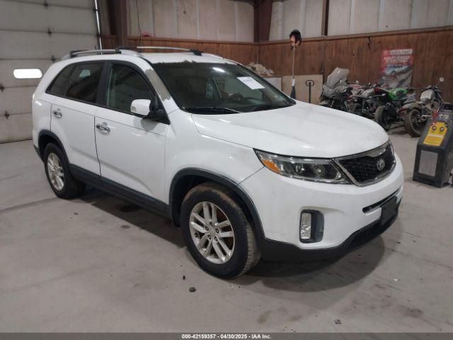  Salvage Kia Sorento