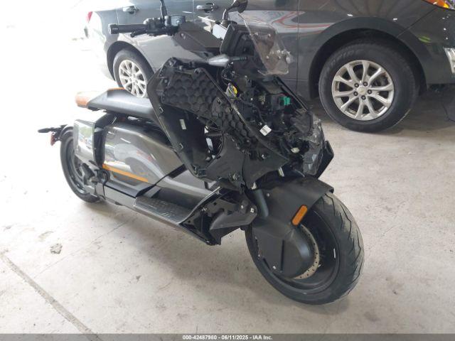  Salvage BMW CE 04