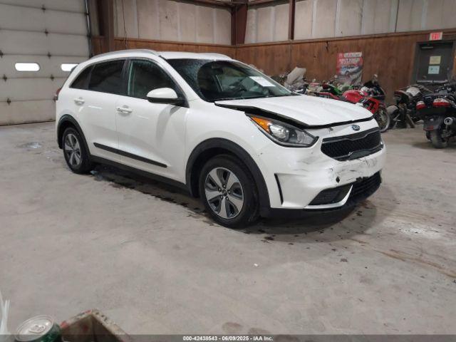  Salvage Kia Niro