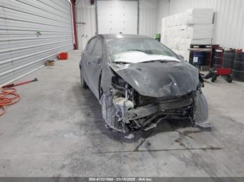  Salvage Toyota Prius c