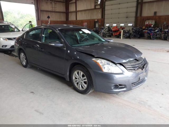  Salvage Nissan Altima