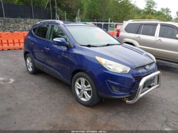  Salvage Hyundai TUCSON