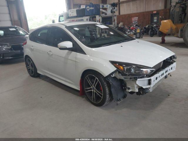  Salvage Ford Focus St