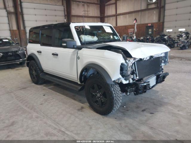  Salvage Ford Bronco