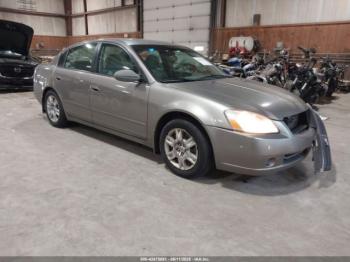  Salvage Nissan Altima