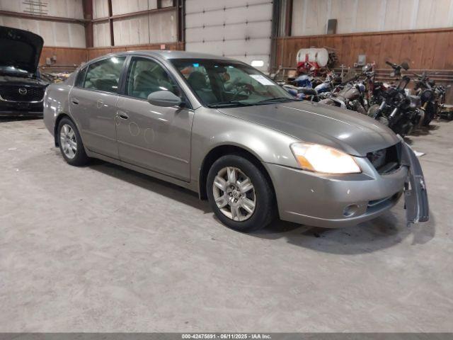  Salvage Nissan Altima
