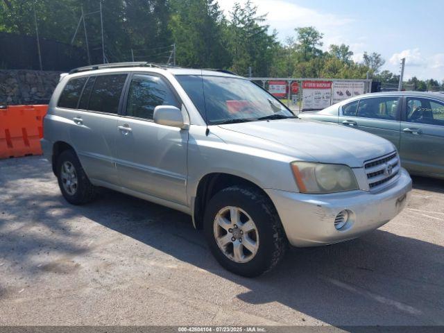  Salvage Toyota Highlander