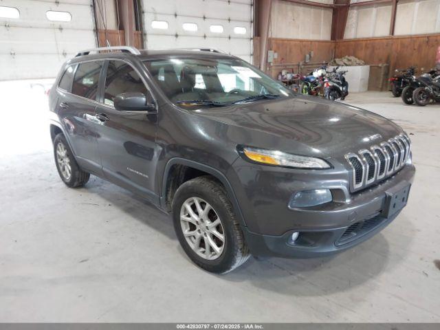  Salvage Jeep Cherokee
