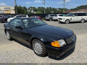  Salvage Mercedes-Benz 300