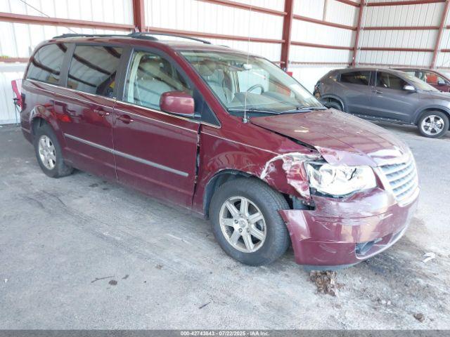  Salvage Chrysler Town & Country