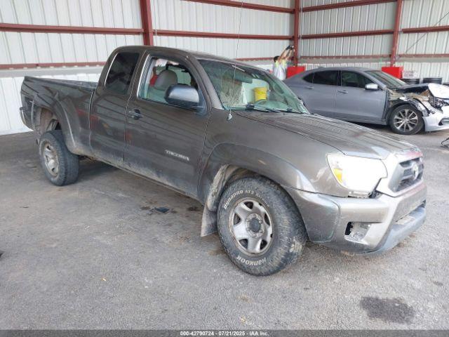  Salvage Toyota Tacoma