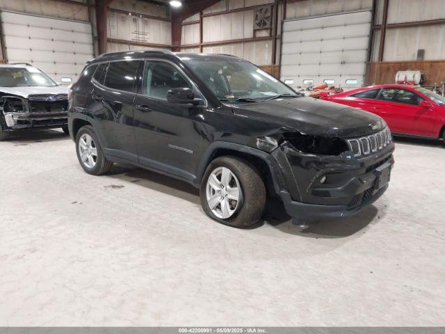  Salvage Jeep Compass