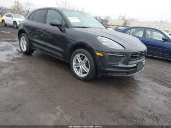  Salvage Porsche Macan