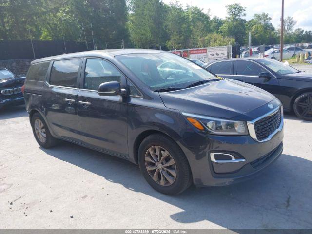  Salvage Kia Sedona