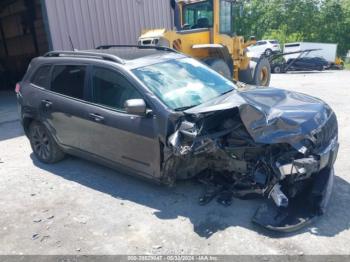  Salvage Jeep Cherokee