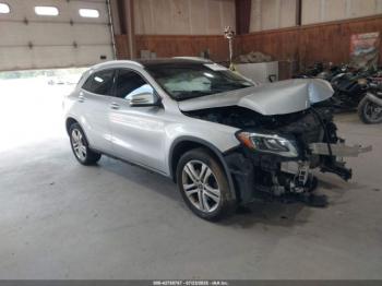  Salvage Mercedes-Benz GLA
