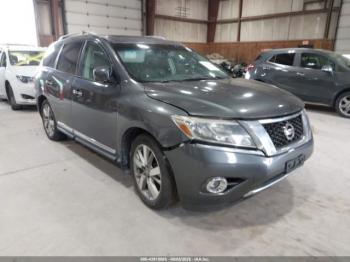  Salvage Nissan Pathfinder