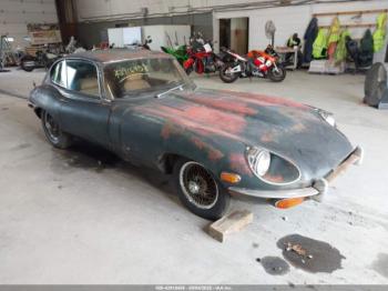  Salvage Jaguar Xke