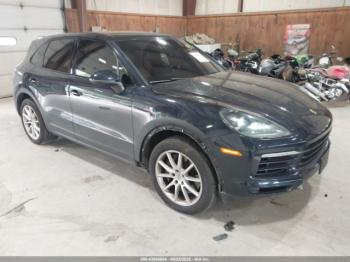  Salvage Porsche Cayenne